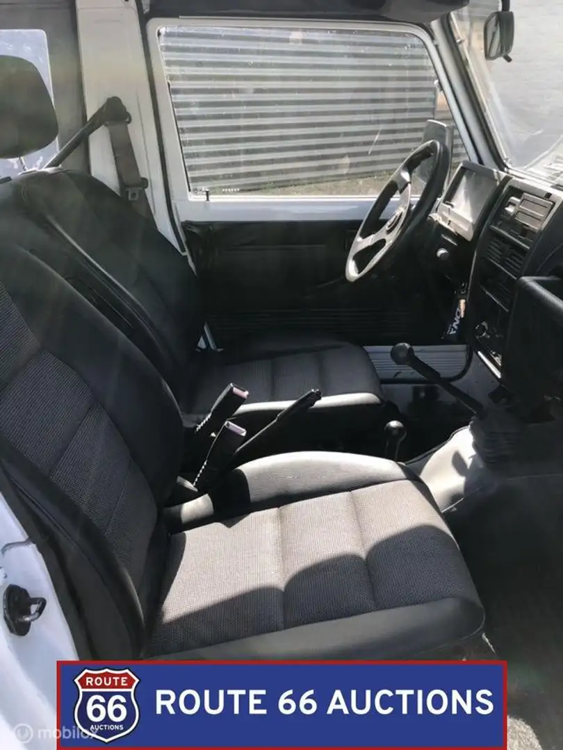 Suzuki Samurai 1.3 Cabriolet 4WD | 1992 | Route 66 Auctions Schwarz - 2