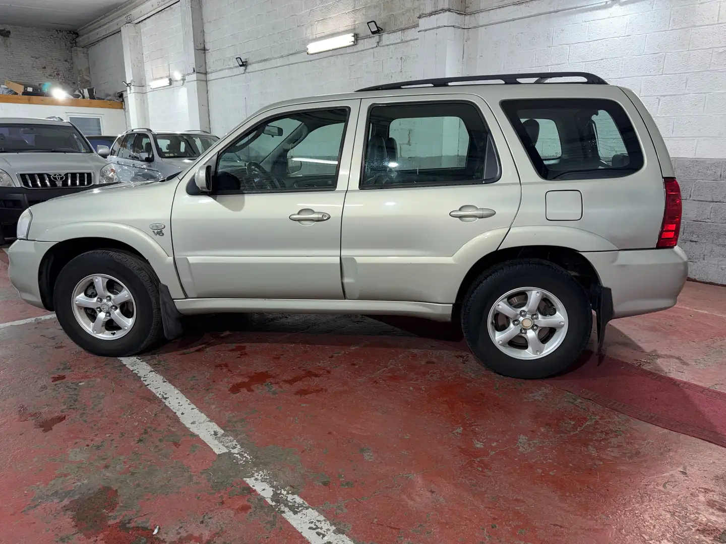 Mazda Tribute Tribute 2.0i 16v 4x4 TSi Silber - 2