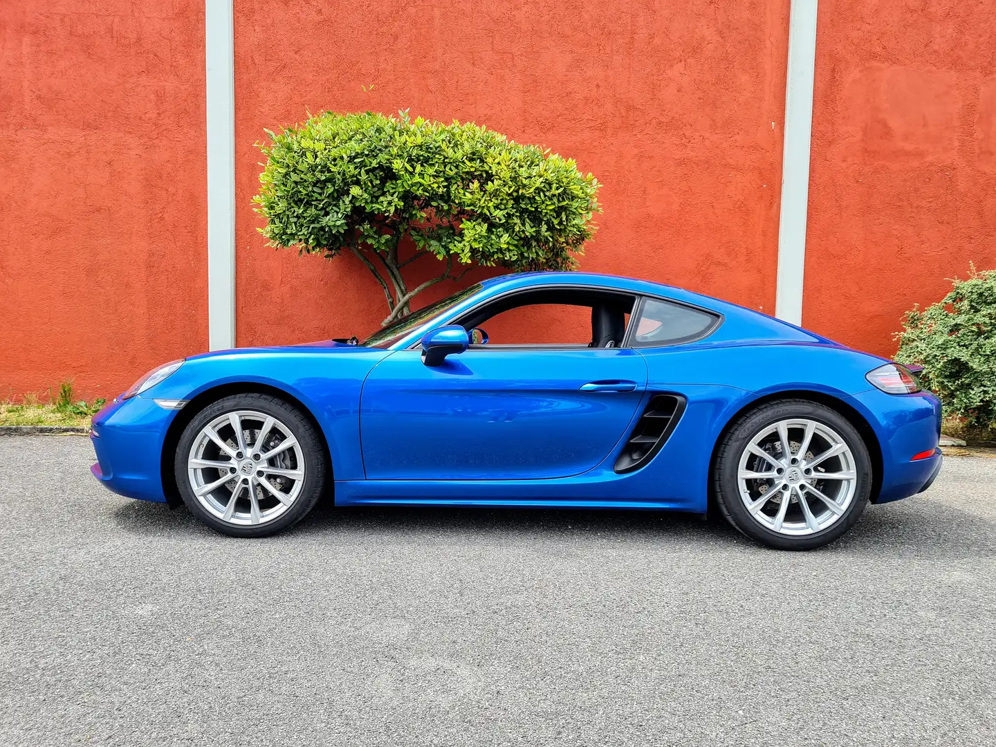 Porsche 718 Cayman 2.0 Bleu - 2
