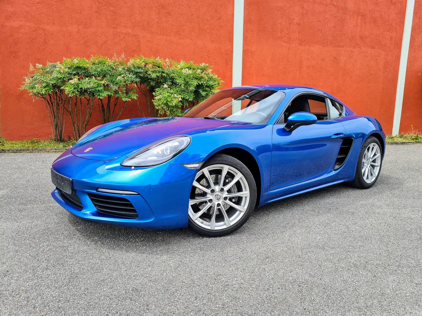 Porsche 718 Cayman 2.0 Bleu - 1