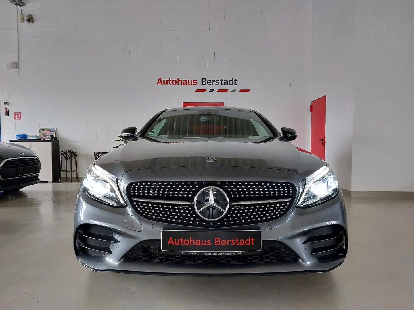 Mercedes-Benz C 400 Coupe 4Matic  AMG-Line*Panorama*Memory*Cam Grijs - 2