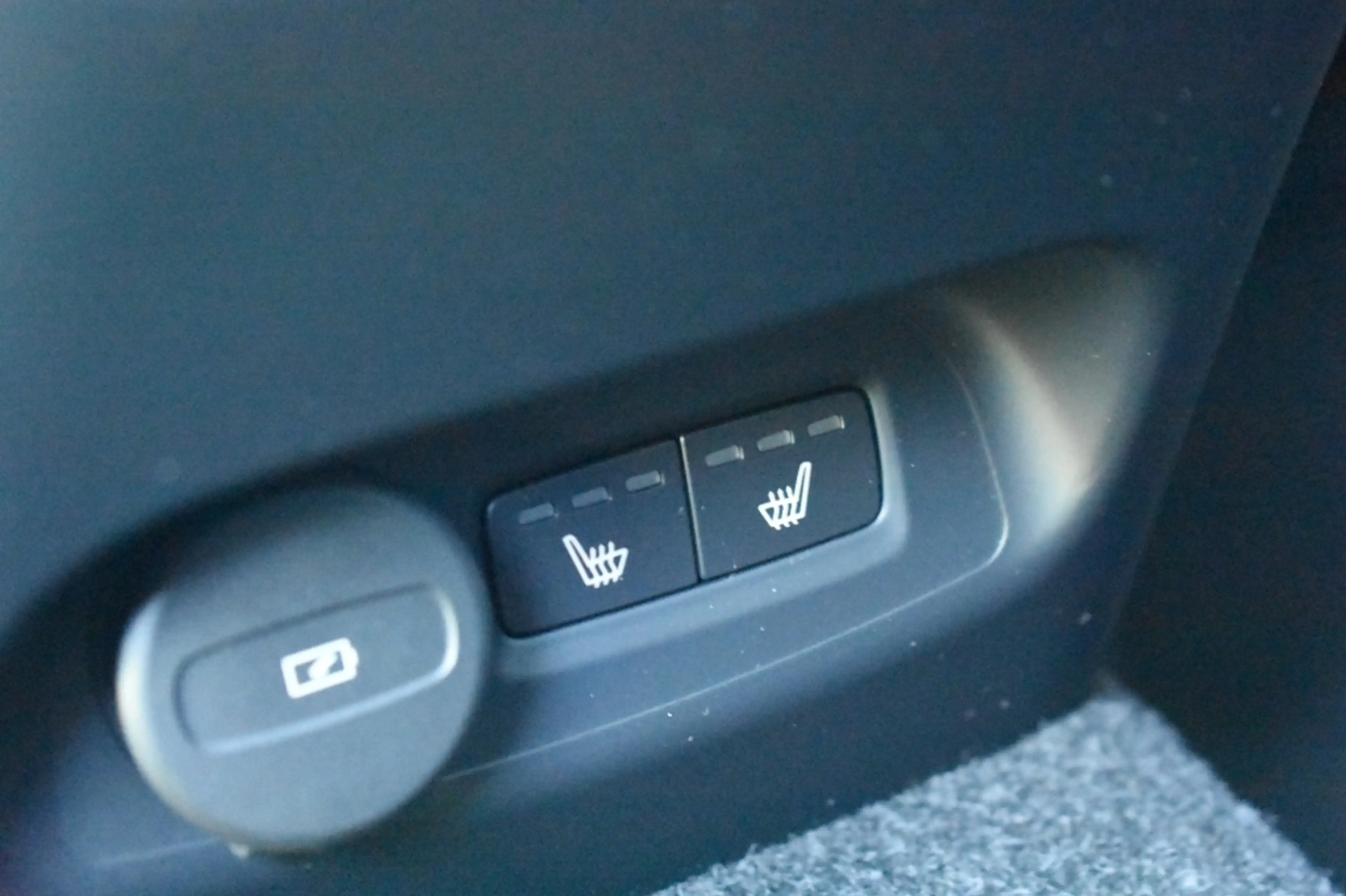 Volvo EX40 Extended Range Ultra Black Edition 252pk/82kWh | G — photo 26