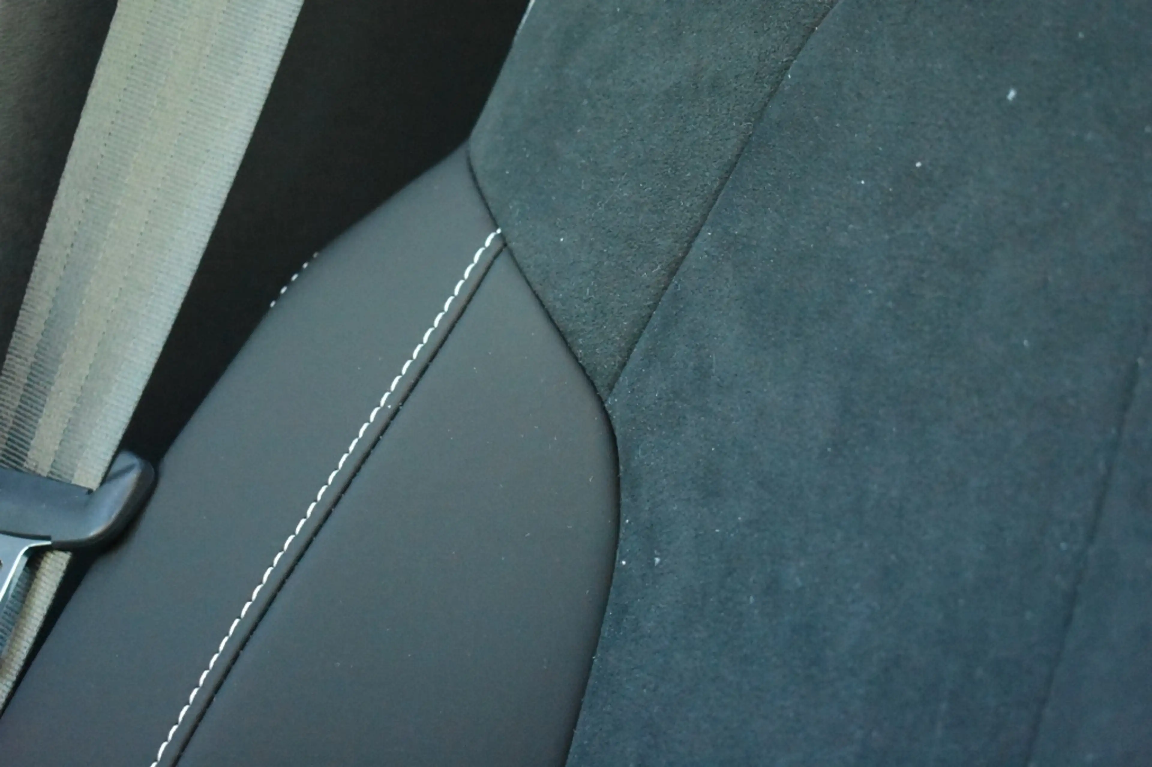 Volvo EX40 Extended Range Ultra Black Edition 252pk/82kWh | G — photo 29