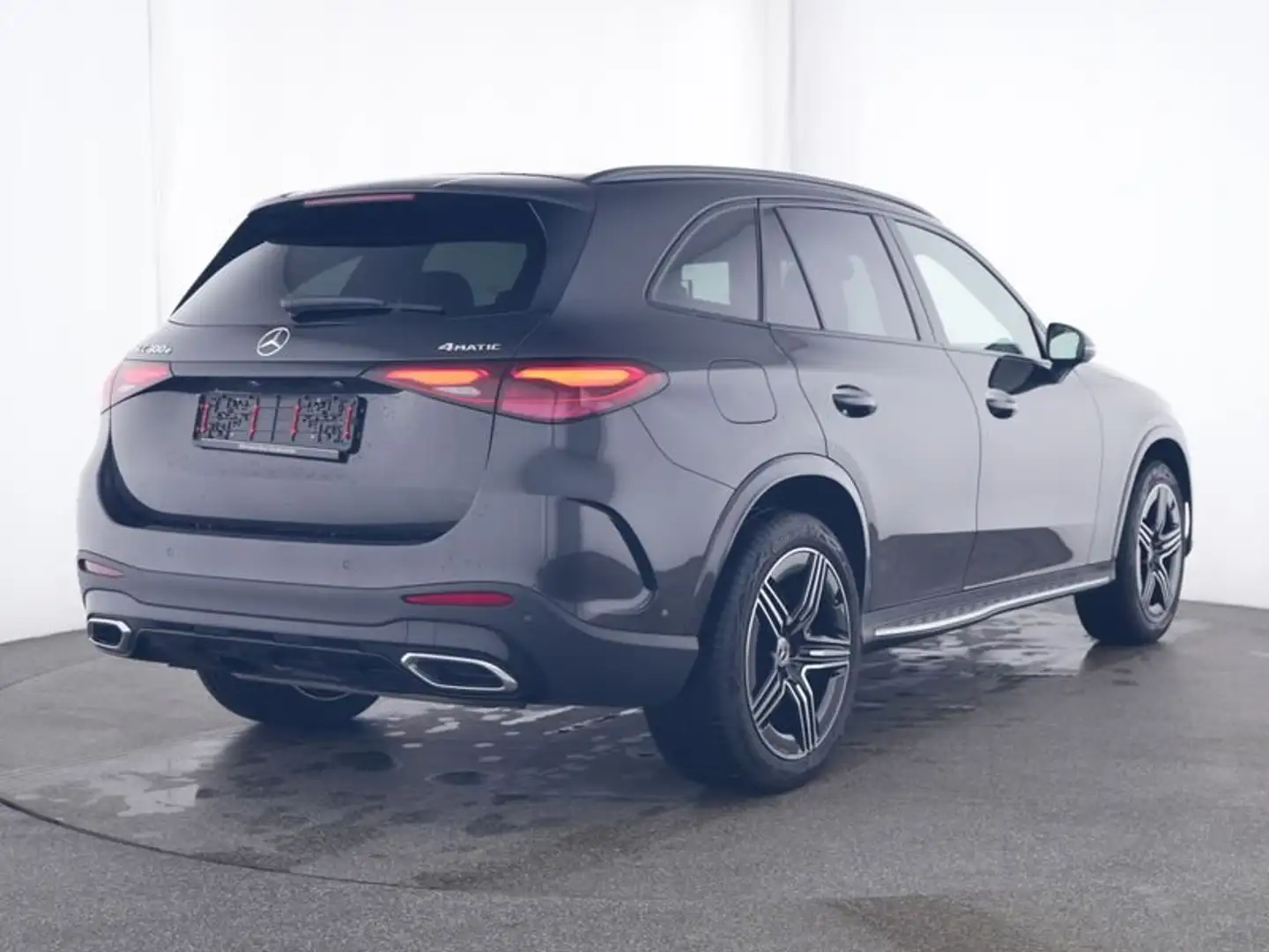 Mercedes-Benz GLC 300 e AMG+Nightpack-trekh.-dodehoek-memorypack-Alu20" Grijs - 2