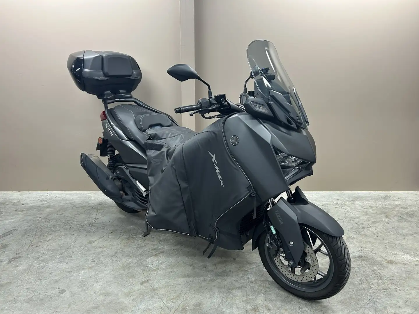 Yamaha X-Max 125 Schwarz - 2