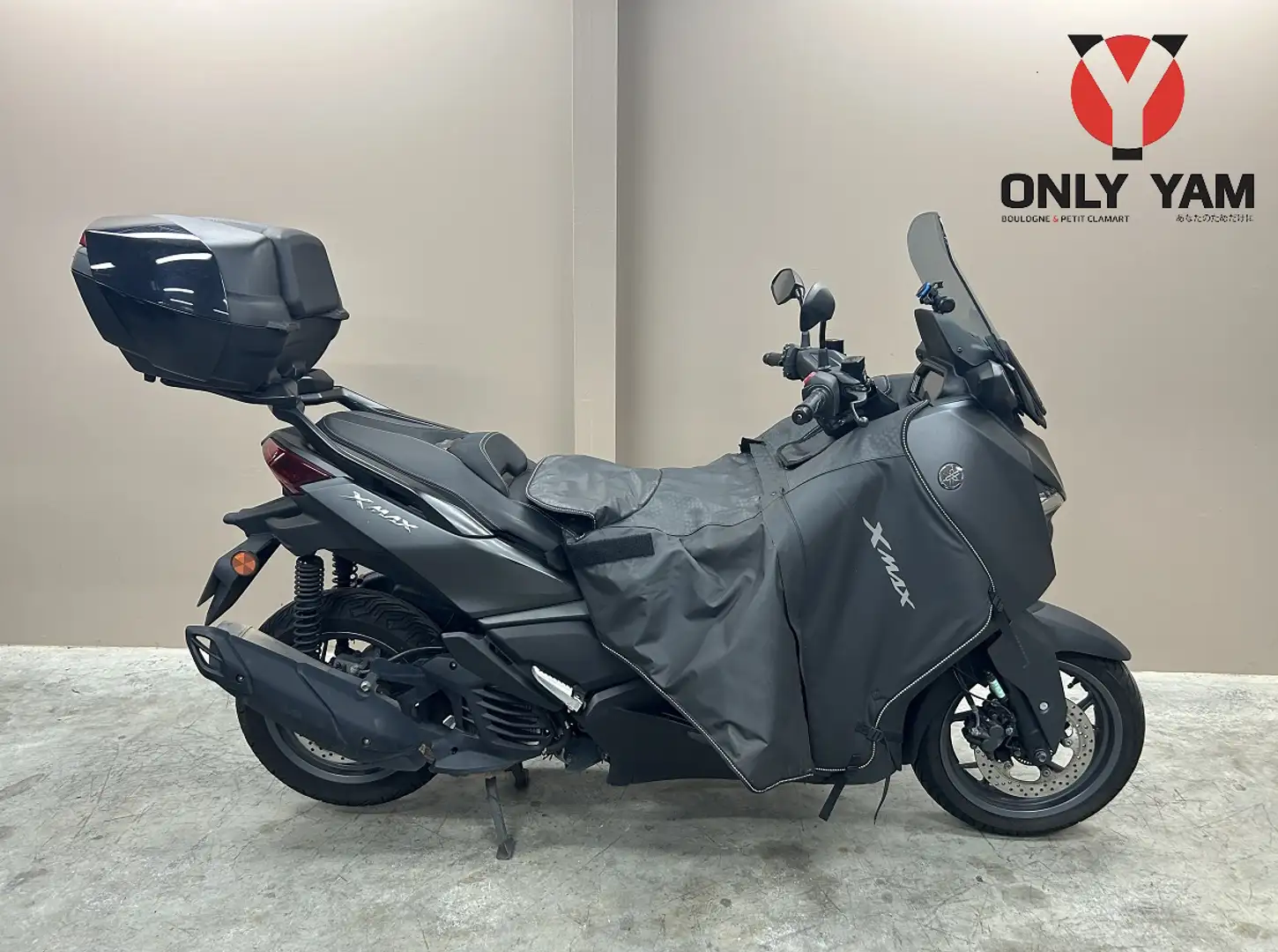 Yamaha X-Max 125 Schwarz - 1