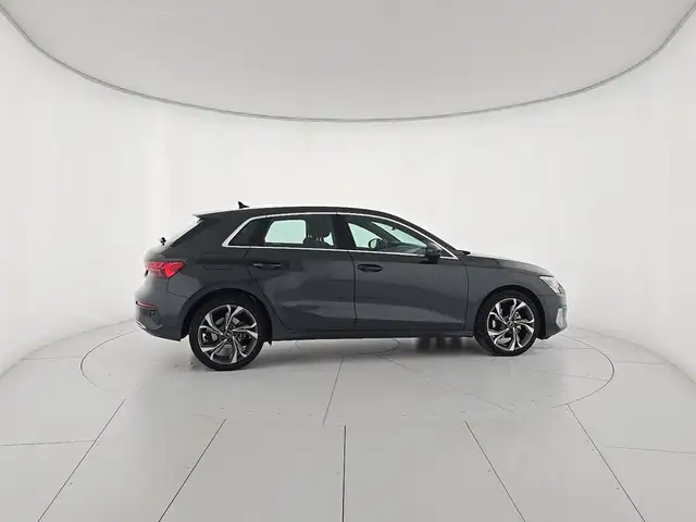 Audi A3 view 6