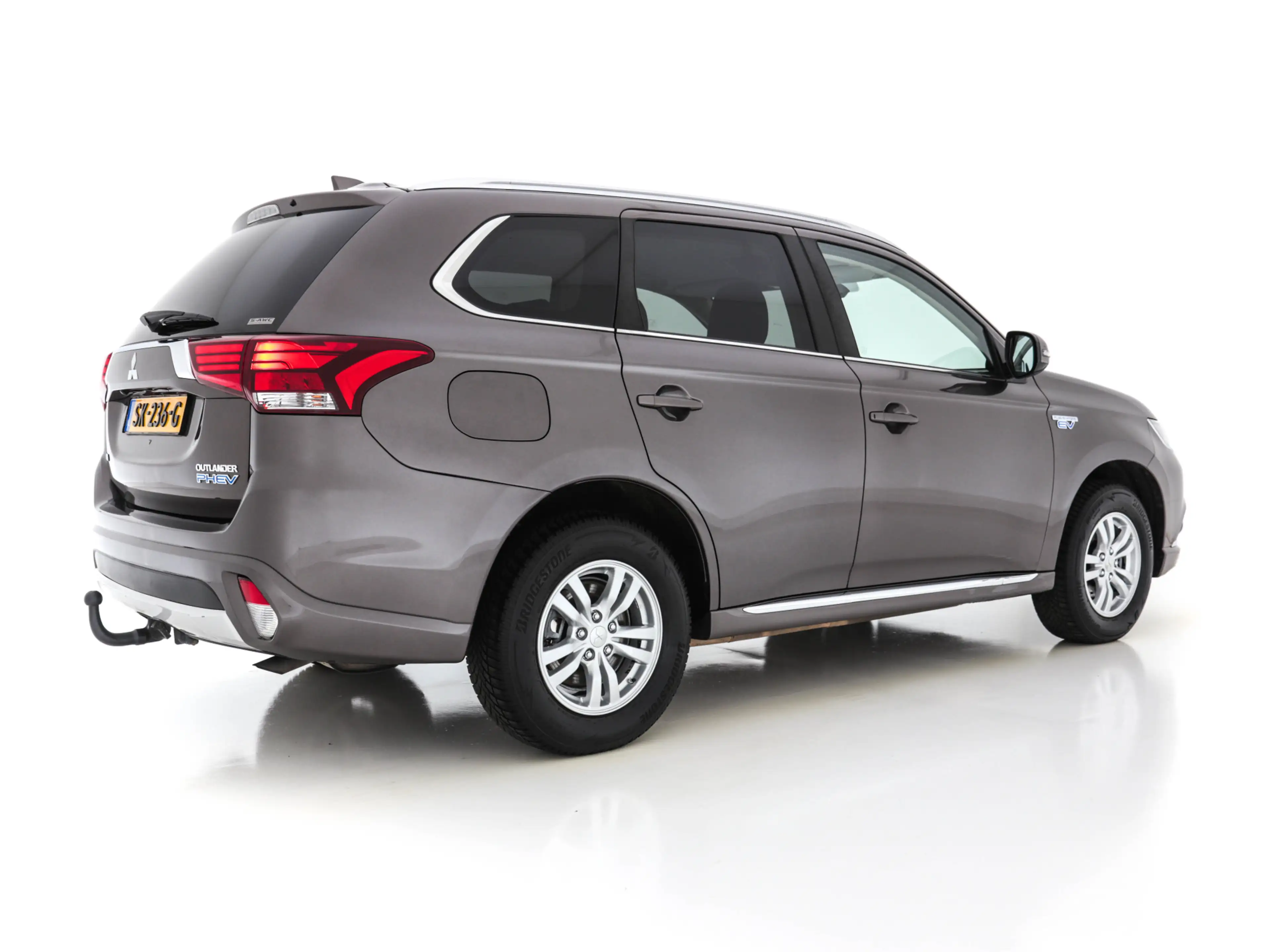 Mitsubishi Outlander 2.0 AWD (Plug-In) (INCL-BTW) Aut.*LEATHER-ALCANTAR — photo 6