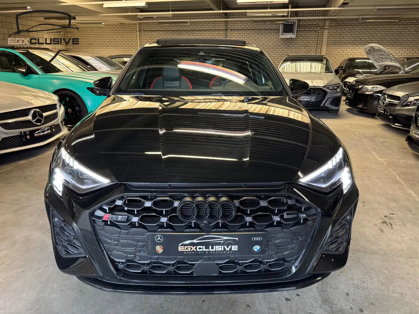 Audi RS3 Sportback 2.5 TFSI quattro RS ZETELS | PANO | ACC Zwart - 2