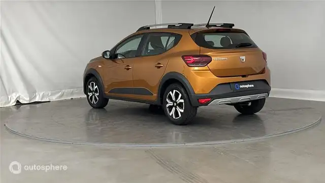 Dacia Sandero view 8
