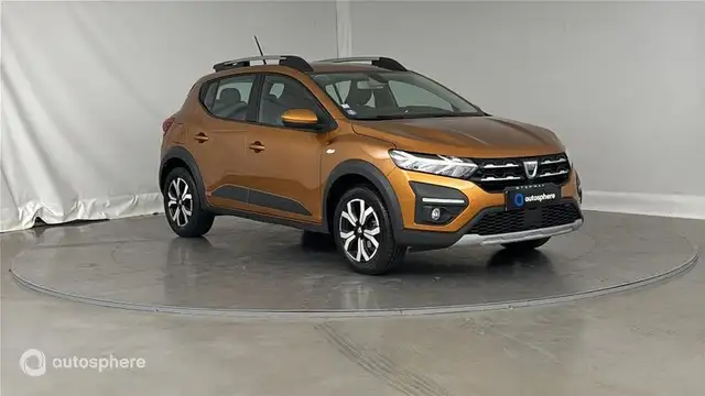 Dacia Sandero view 3