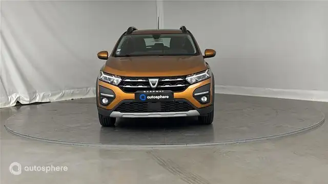 Dacia Sandero view 2