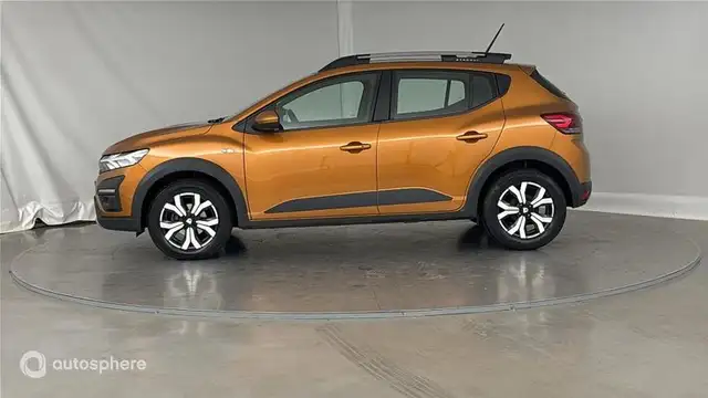 Dacia Sandero view 7
