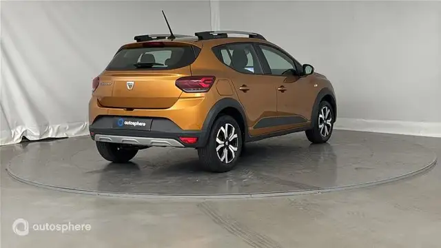 Dacia Sandero view 5