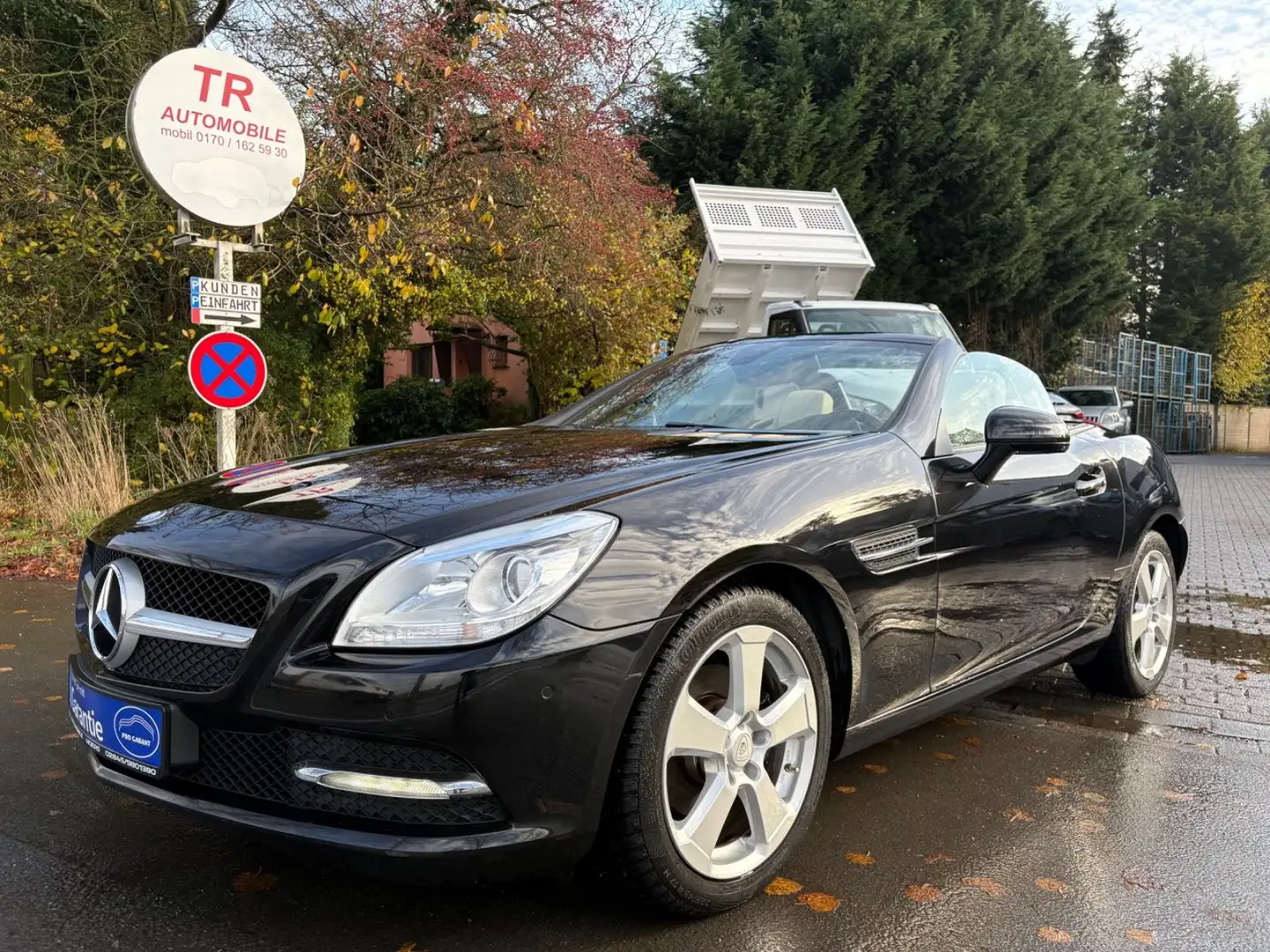 Mercedes-Benz SLK 200 Roadster BlueEfficiency Noir - 1