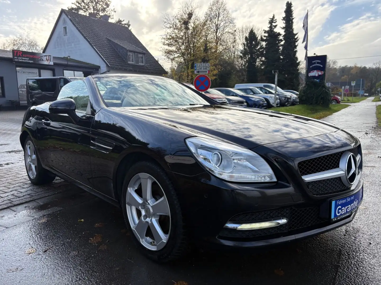Mercedes-Benz SLK 200 Roadster BlueEfficiency Noir - 2