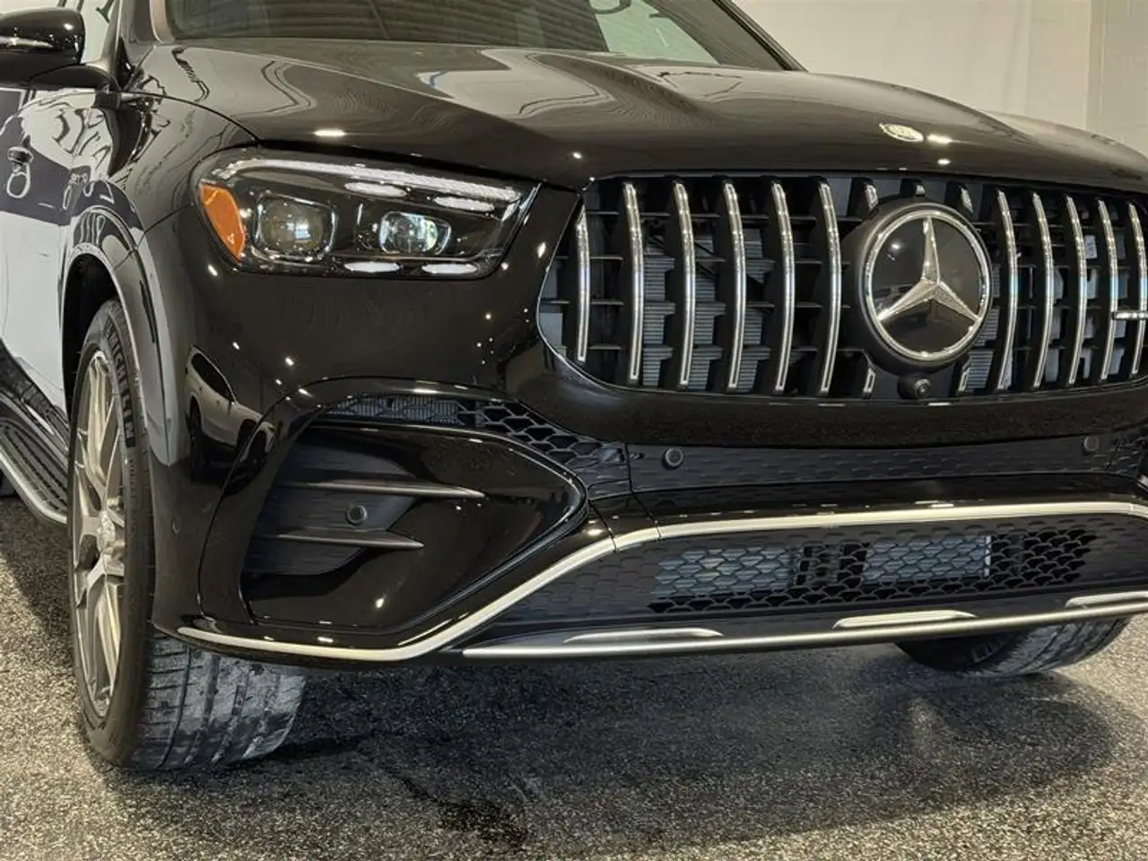 Mercedes-Benz GLE снимка Mercedes-Benz GLE