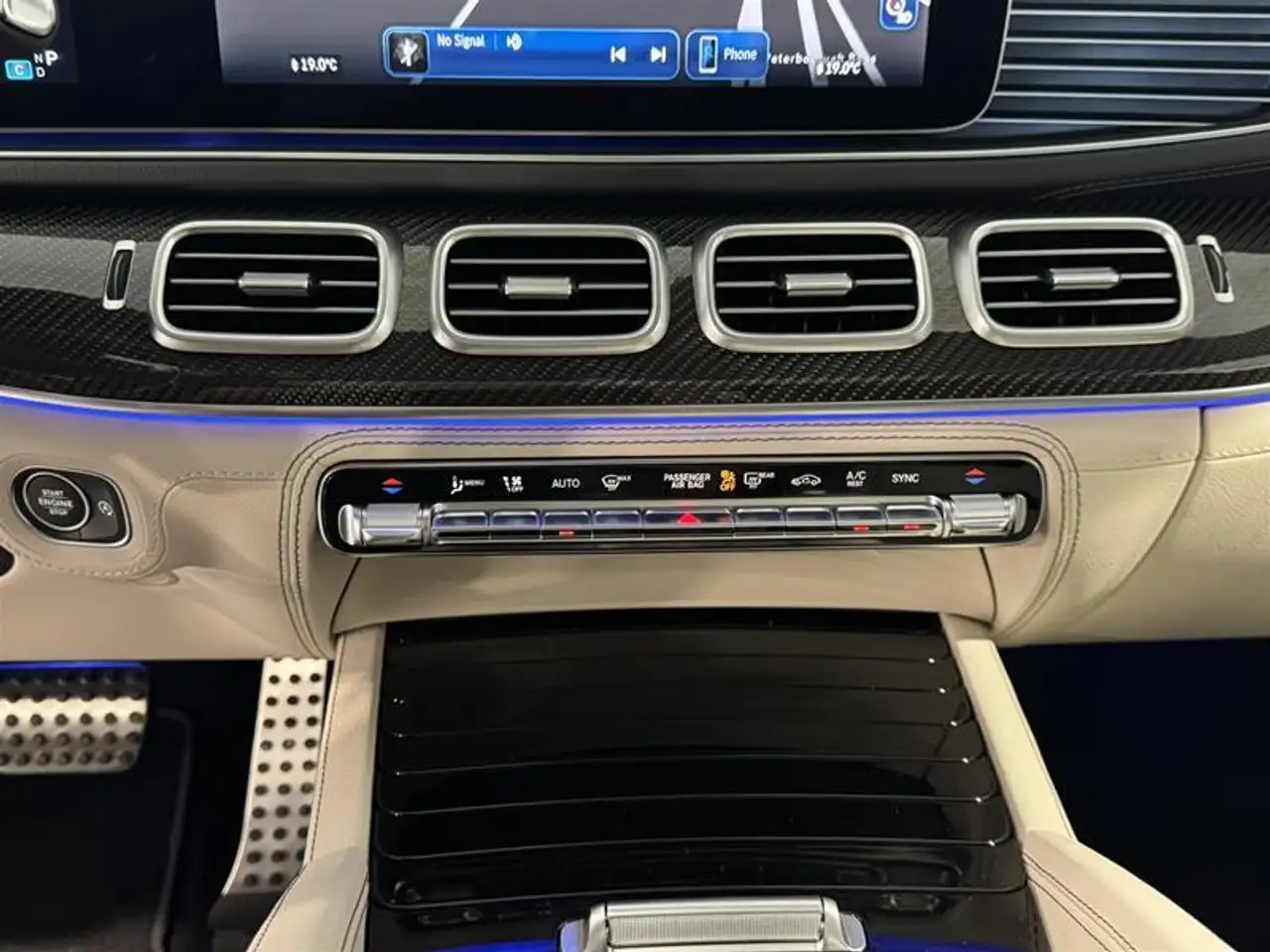 Mercedes-Benz GLE снимка Mercedes-Benz GLE