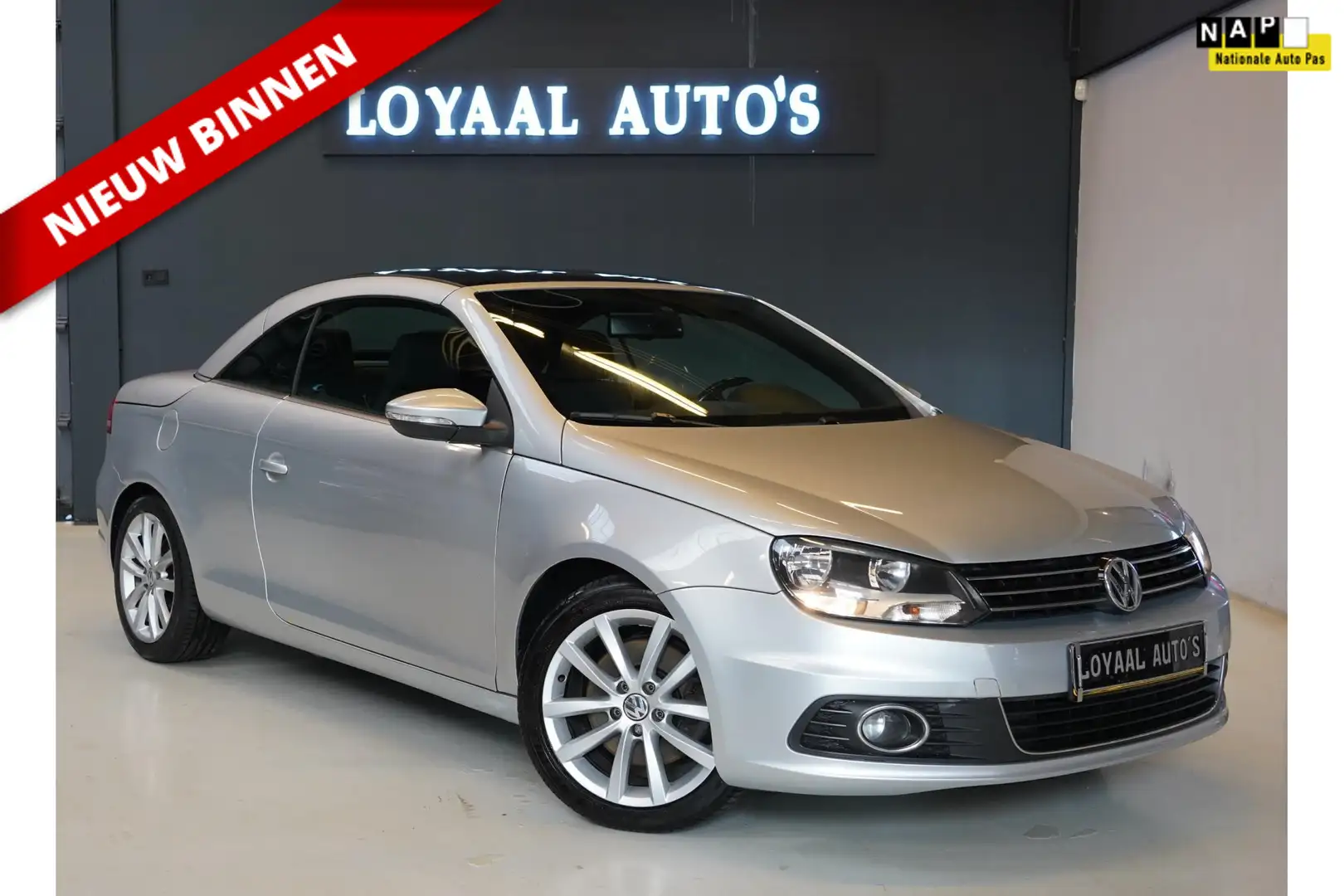 Volkswagen Eos 1.4 TSI Highline Plus | NAVI | PANO-DAK | AIRCO | Grijs - 1