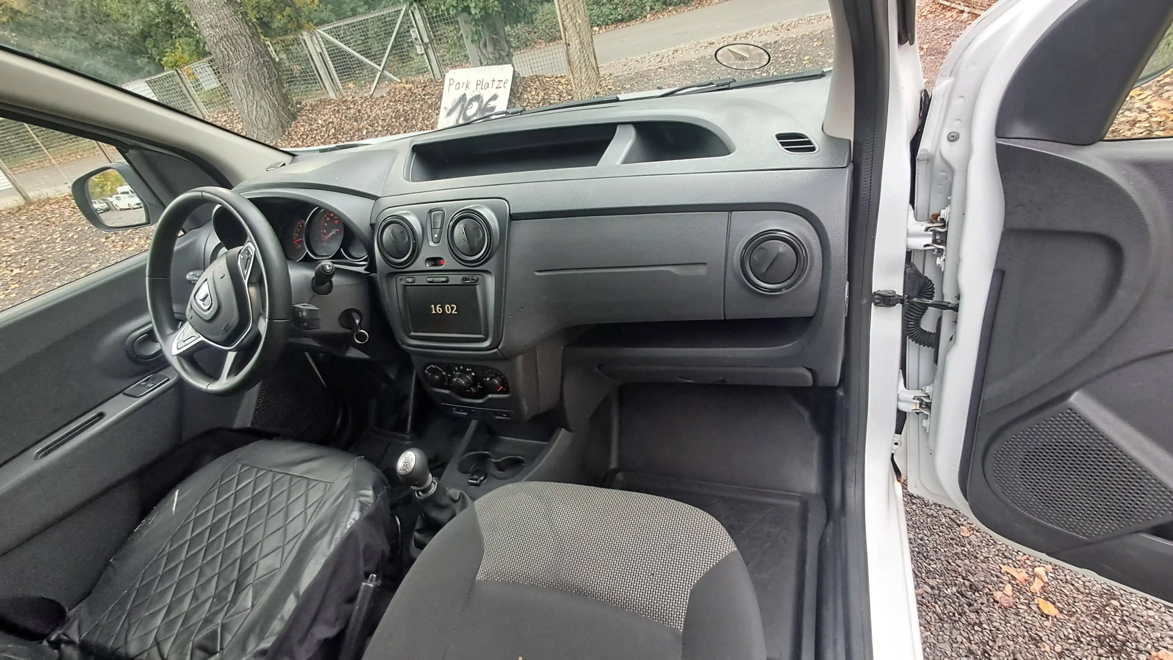 Dacia Dokker Essential — photo 10