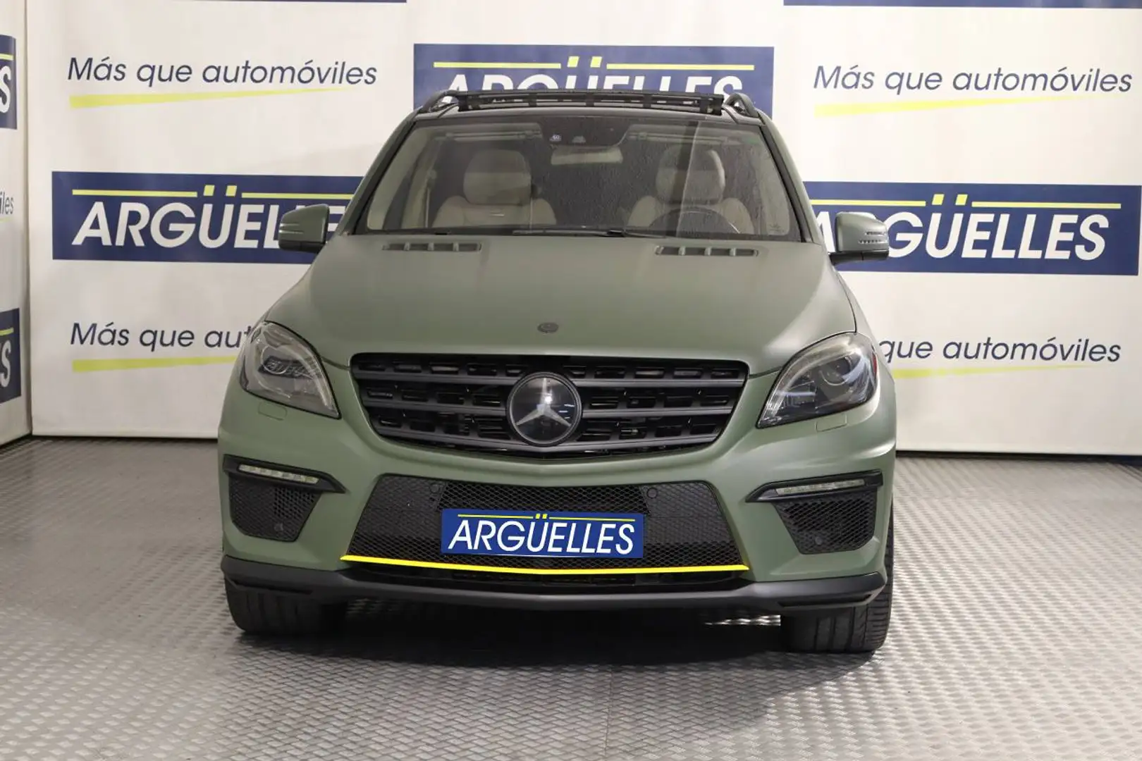 Mercedes-Benz ML 63 AMG 4M Aut. Verde - 2