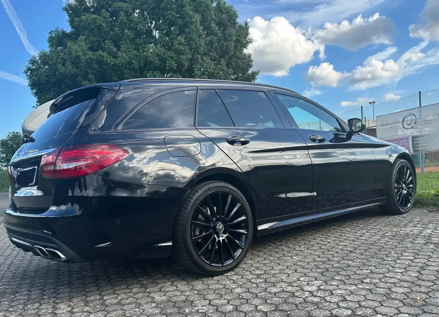 Mercedes-Benz C 300 C 300 T 7G-TRONIC AMG Line Schwarz - 2