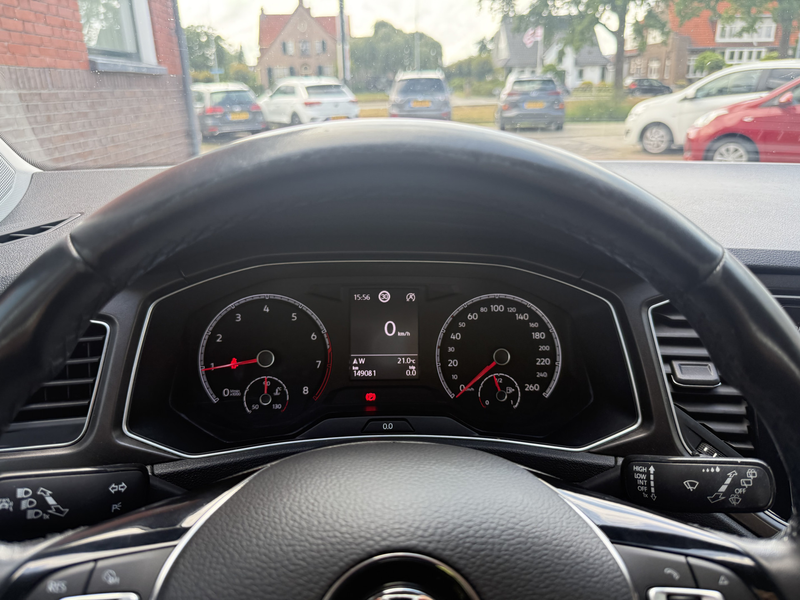 Volkswagen T-Roc 1.0 TSI Style | ADAPT. CRUISE | NAVI | DAB | PDC | — photo 16