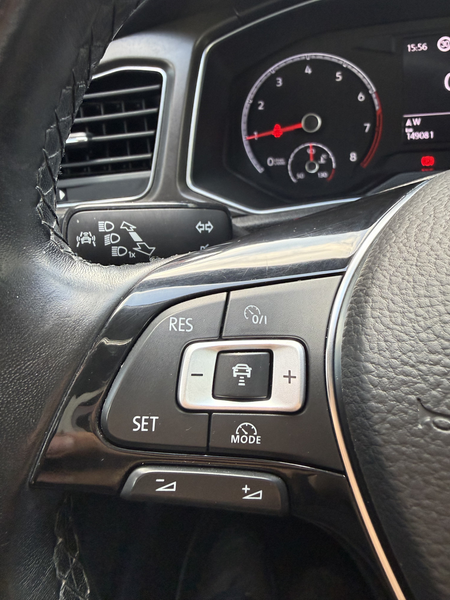 Volkswagen T-Roc 1.0 TSI Style | ADAPT. CRUISE | NAVI | DAB | PDC | — photo 17