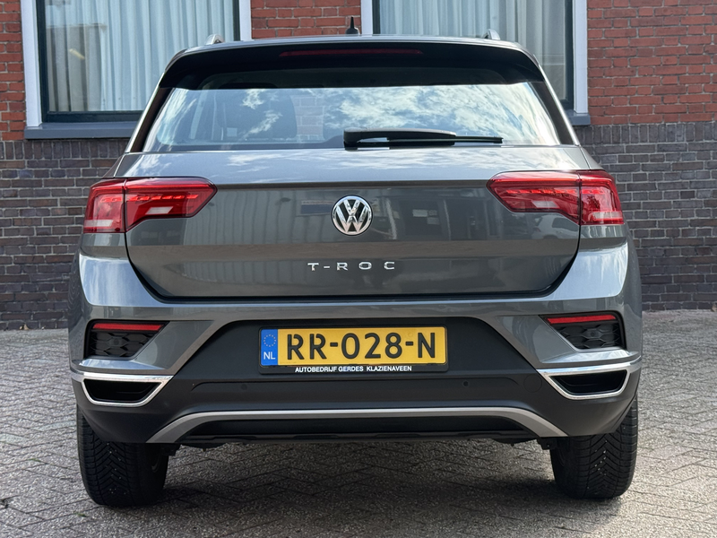 Volkswagen T-Roc 1.0 TSI Style | ADAPT. CRUISE | NAVI | DAB | PDC | — photo 4