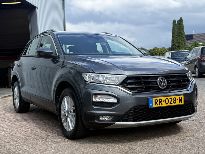 Volkswagen T-Roc 1.0 TSI Style | ADAPT. CRUISE | NAVI | DAB | PDC | — photo 7