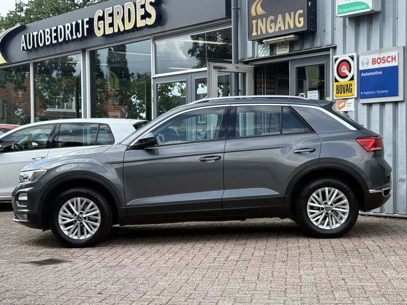 Volkswagen T-Roc 1.0 TSI Style | ADAPT. CRUISE | NAVI | DAB | PDC | — photo 2