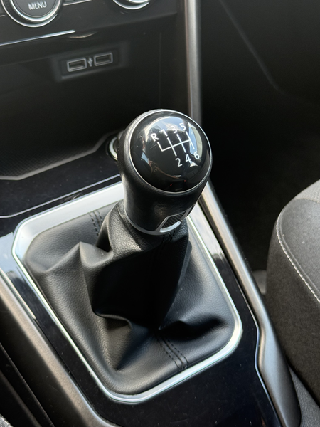 Volkswagen T-Roc 1.0 TSI Style | ADAPT. CRUISE | NAVI | DAB | PDC | — photo 24