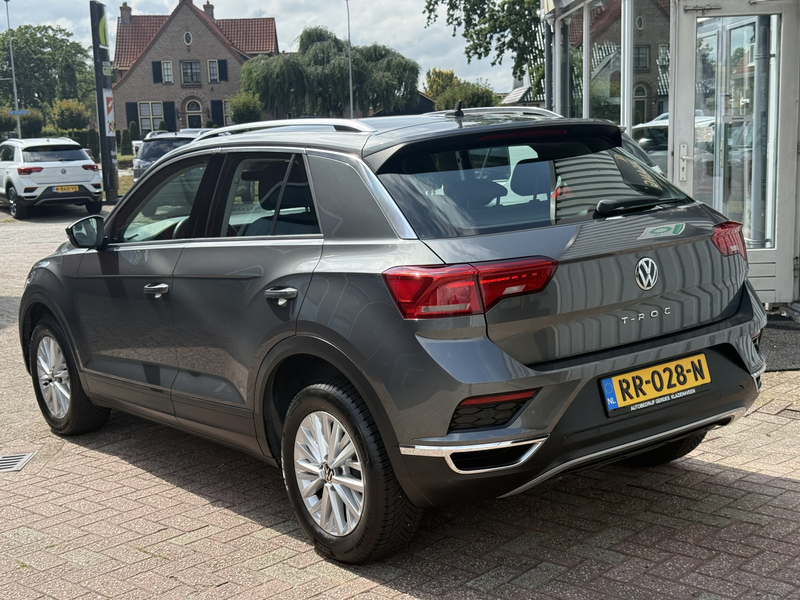 Volkswagen T-Roc 1.0 TSI Style | ADAPT. CRUISE | NAVI | DAB | PDC | — photo 11