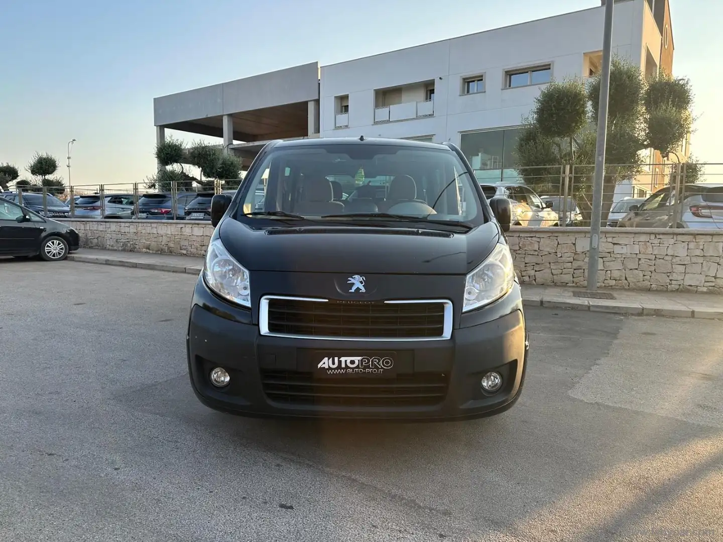 Peugeot Expert Tepee 2.0 HDi 163CV PL Allure 9P 9 POSTI Czarny - 1