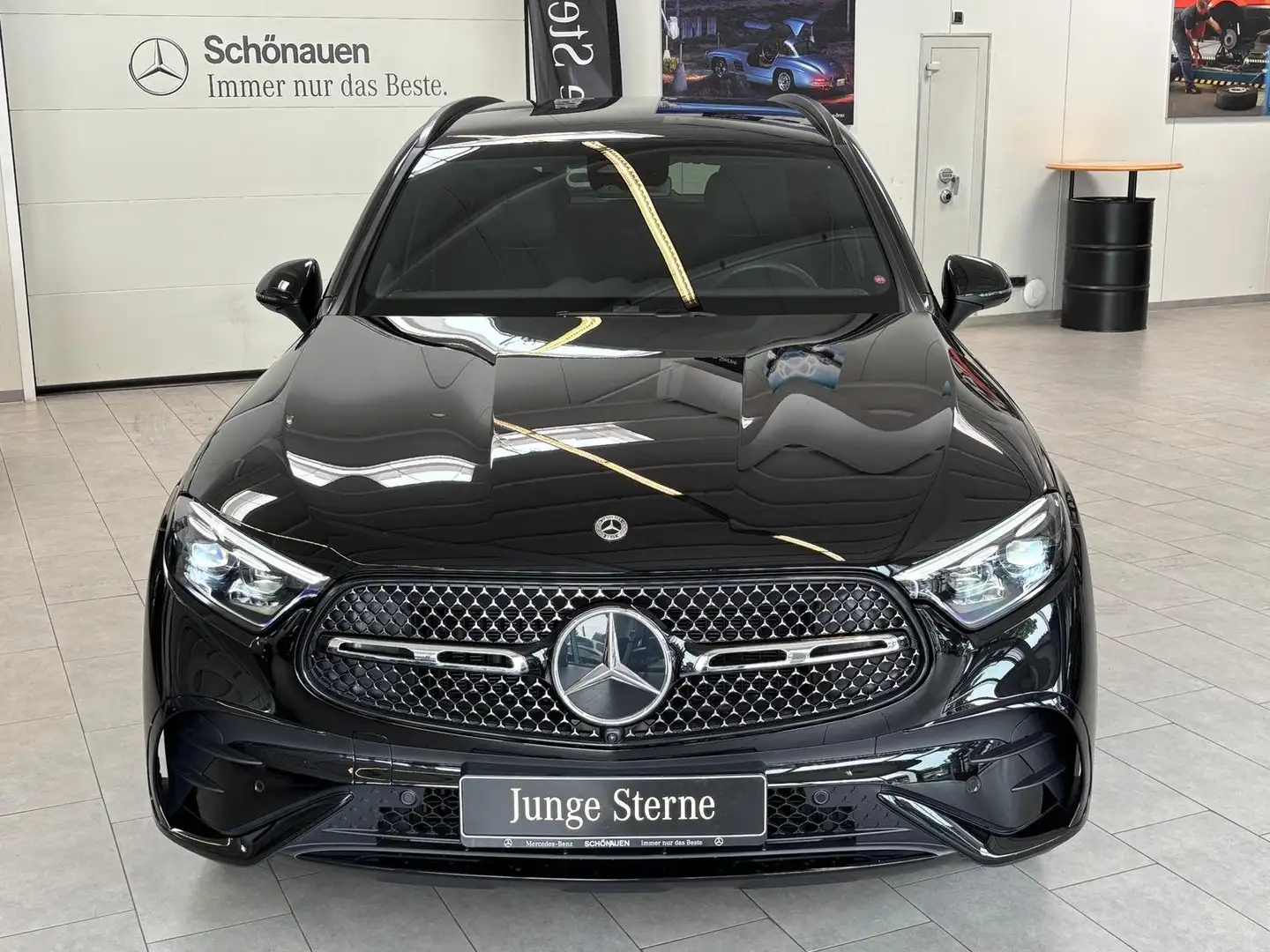 Mercedes-Benz GLC 200 4M AMG PREMIUM+20"+360+DIGITAL+MEMO+KEYL Чорний - 2