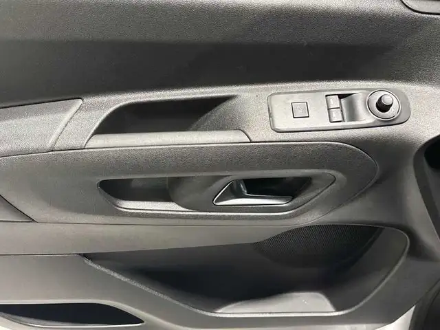 Opel Combo view 10
