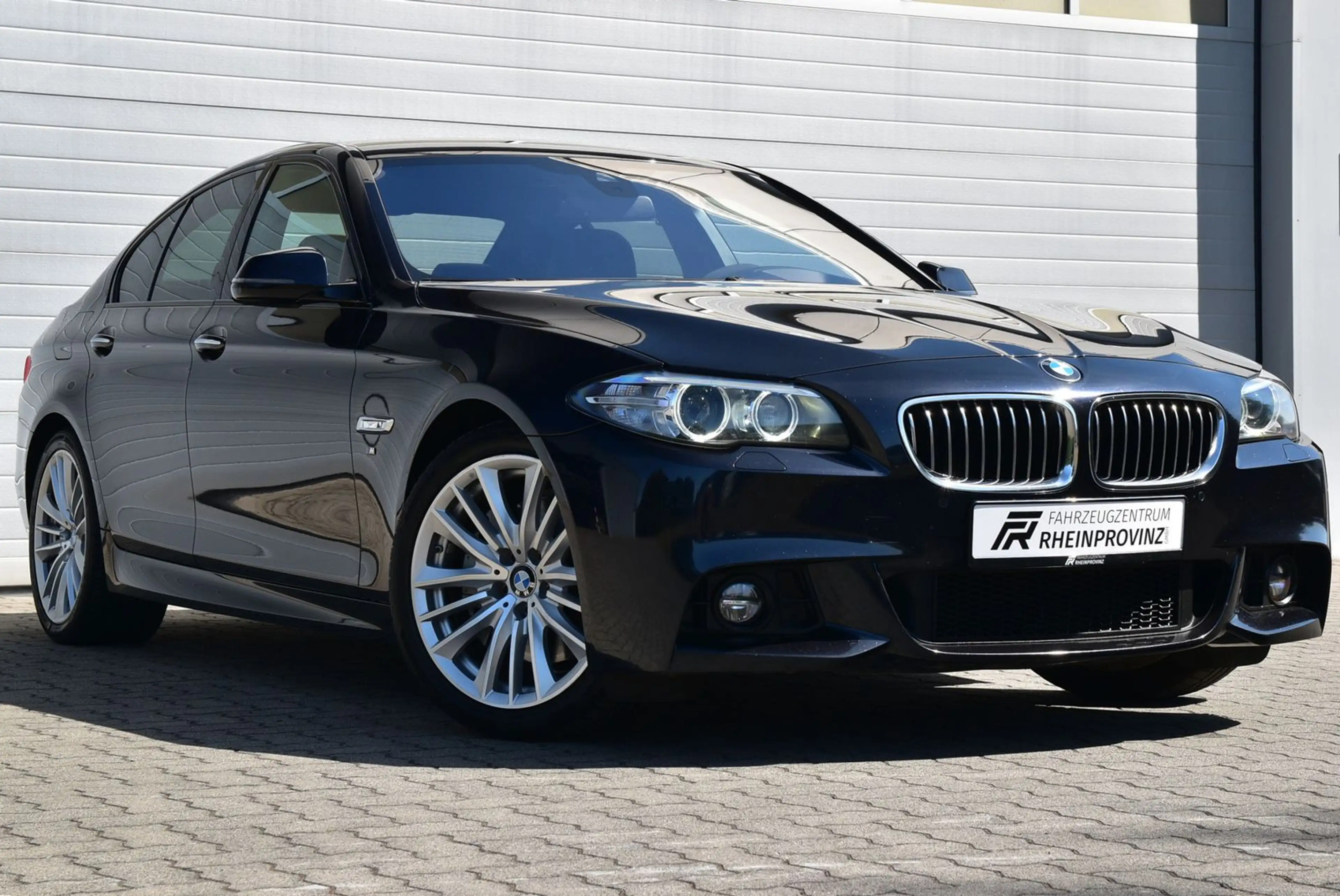 BMW 535 D LCI M-Paket/HUD/Softclose/Navi Prof/Kamera