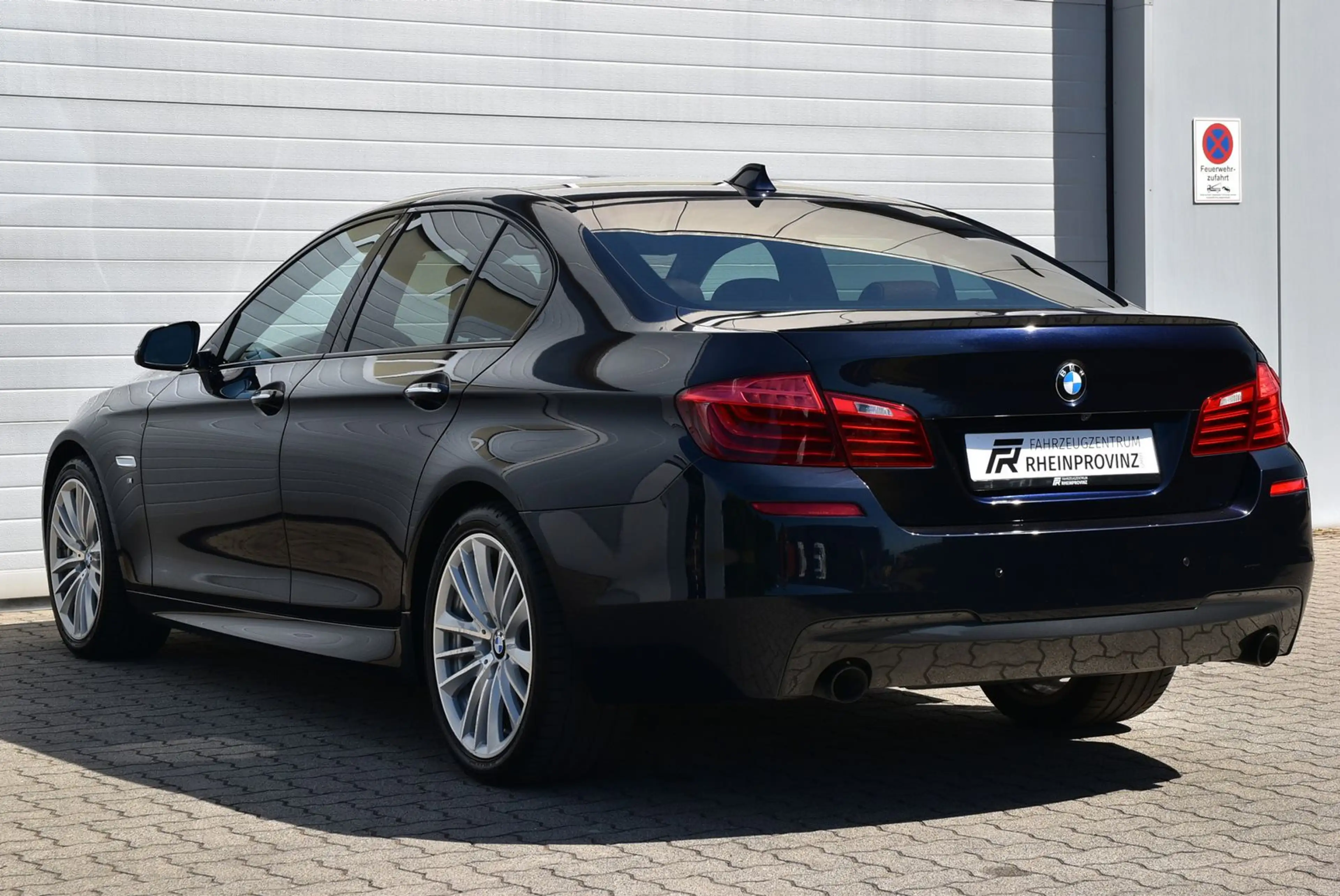 BMW 535 D LCI M-Paket/HUD/Softclose/Navi Prof/Kamera — photo 4