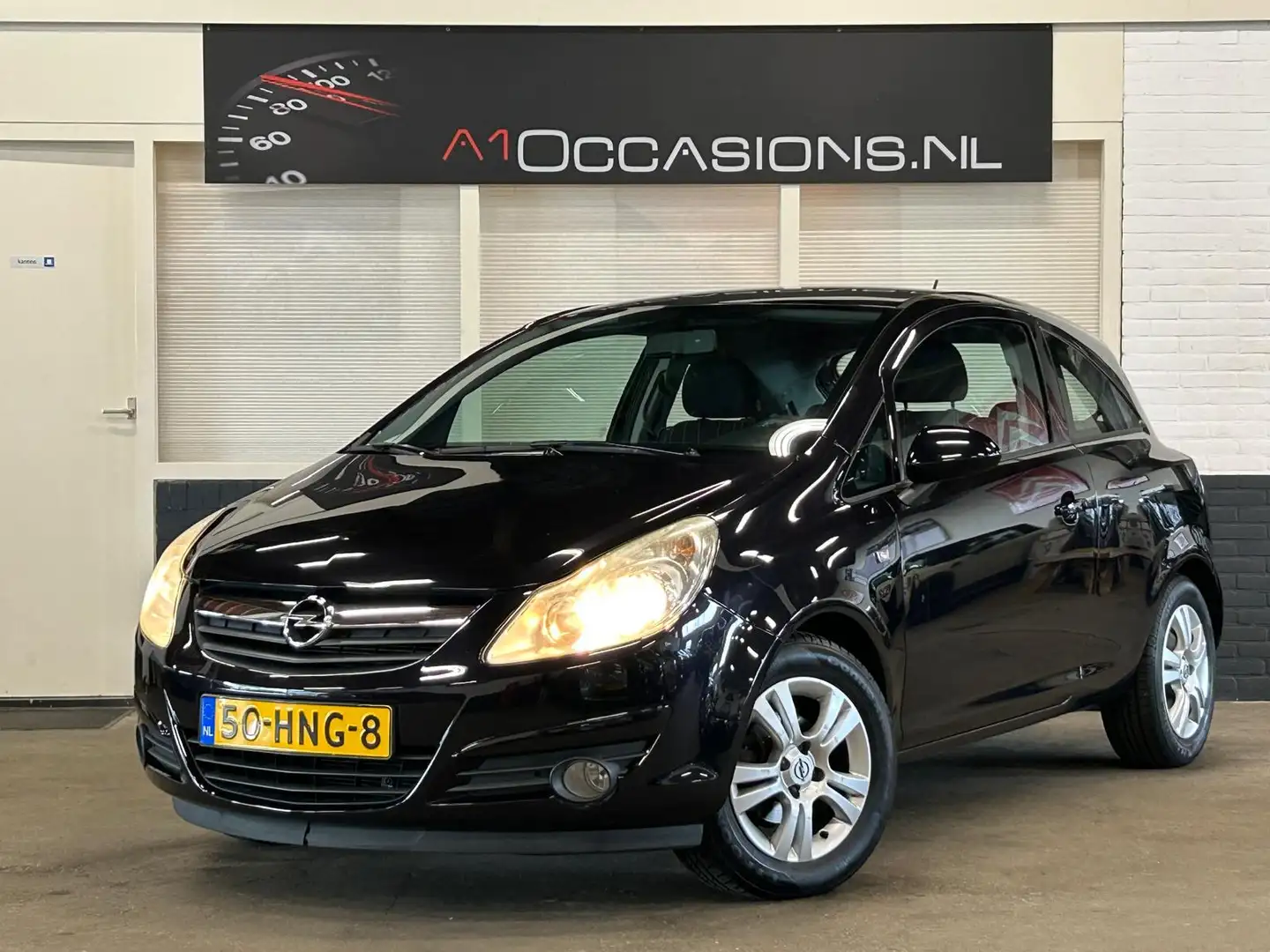 Opel Corsa 1.4-16V Business Zwart - 2