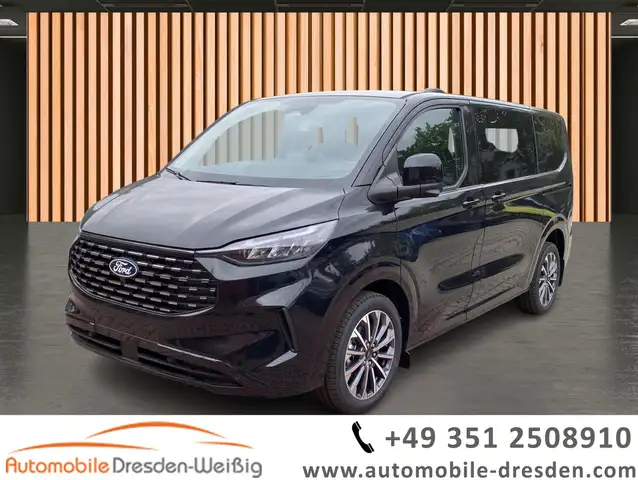 Ford Tourneo Custom in Black for sale