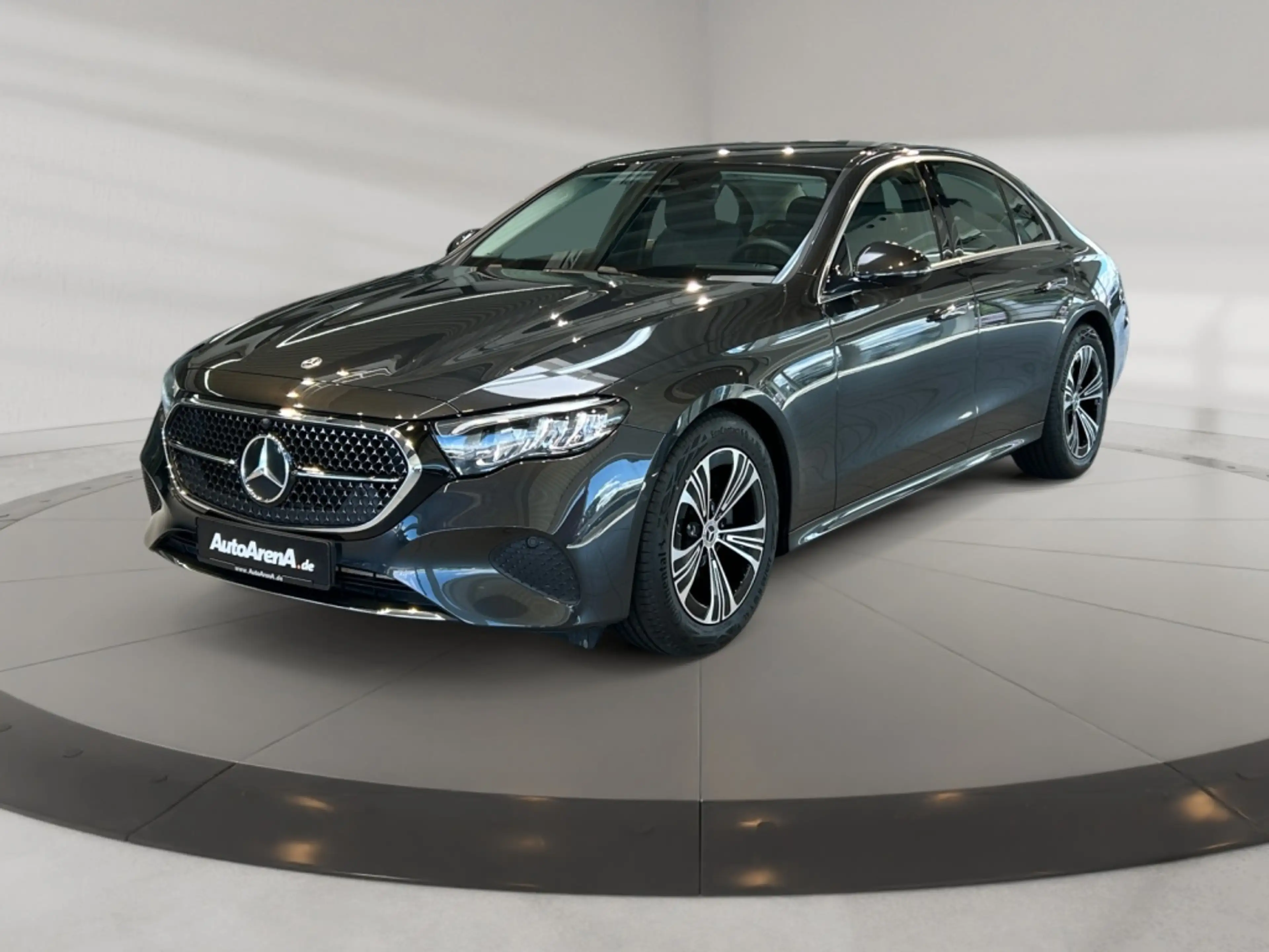 Mercedes-Benz E 200 Avantgarde Avantgarde+MBUX+Wide+Cam+LED — photo 2