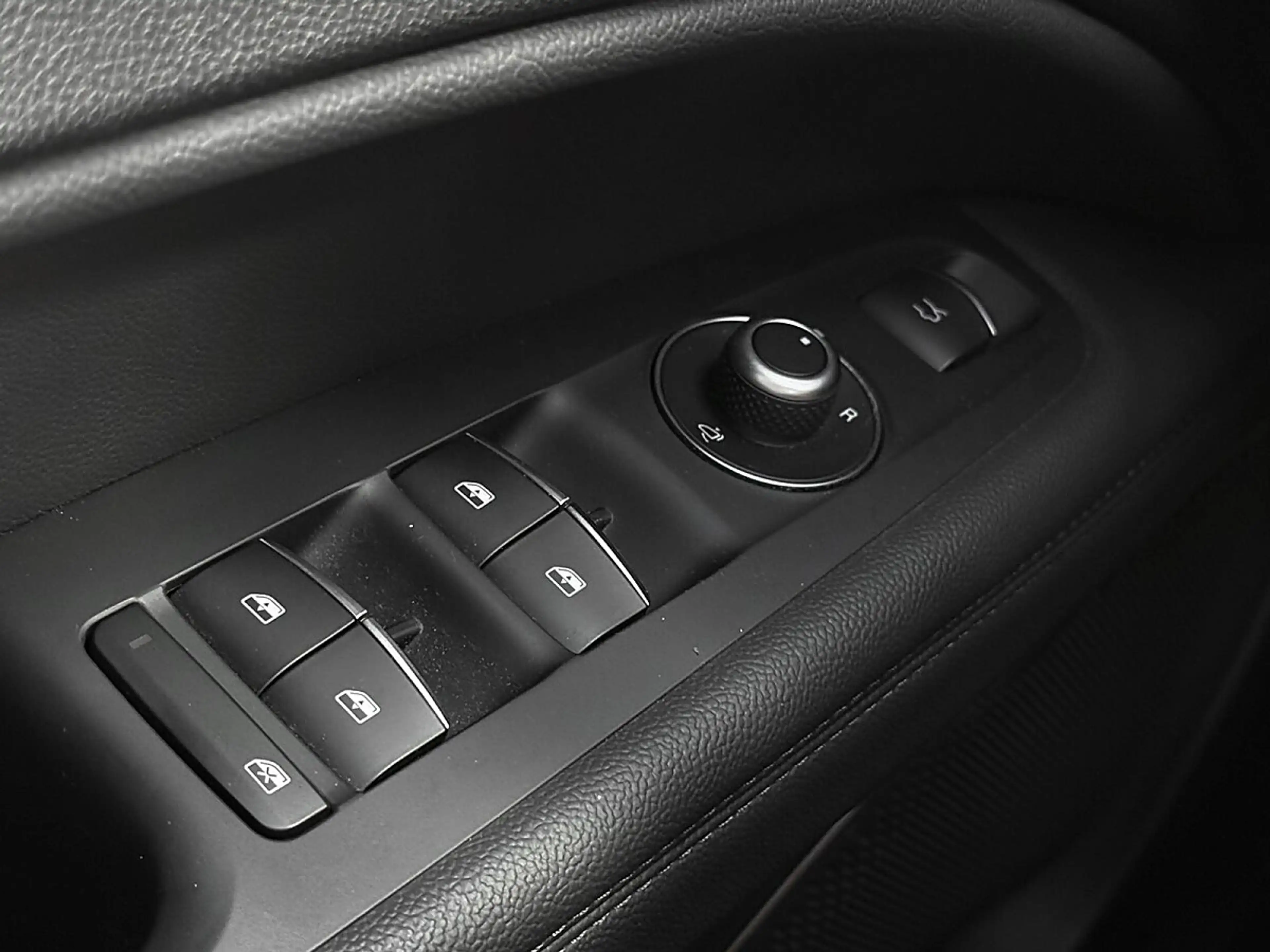 Alfa Romeo Stelvio Super 2,0 ATX AWD | 1.BESITZ | SEHR GUTE AUSSTA... — photo 15