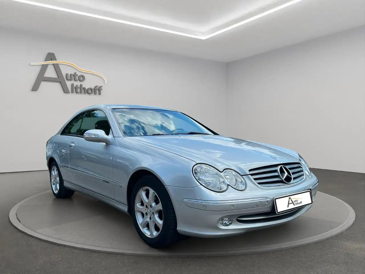 Mercedes-Benz CLK 200