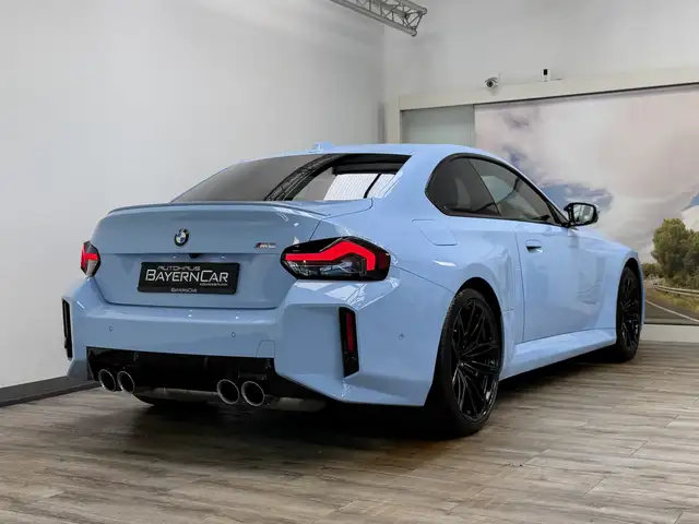 BMW M2 view 6
