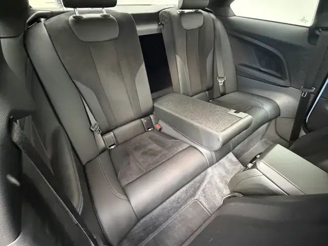 BMW M2 view 19