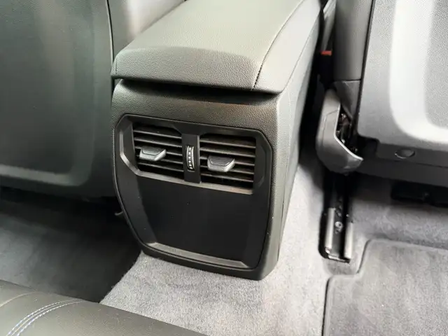 BMW M2 view 21
