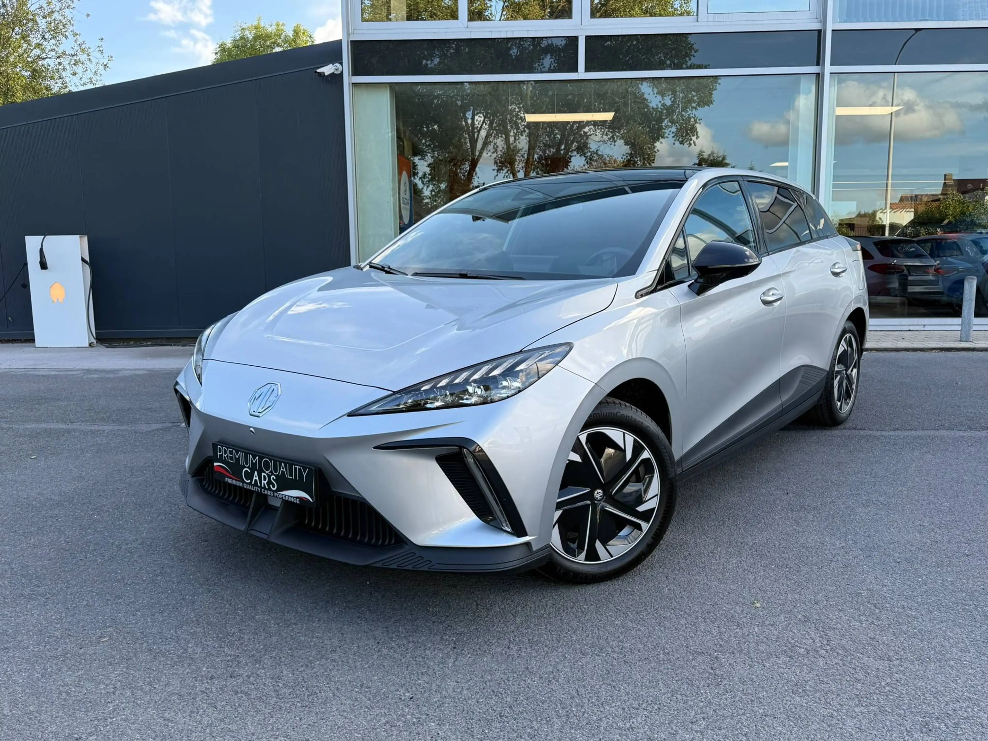 MG MG4 Luxury 64 kWh/ CARPLAY /  ZETELVRWNG / 360°CAM