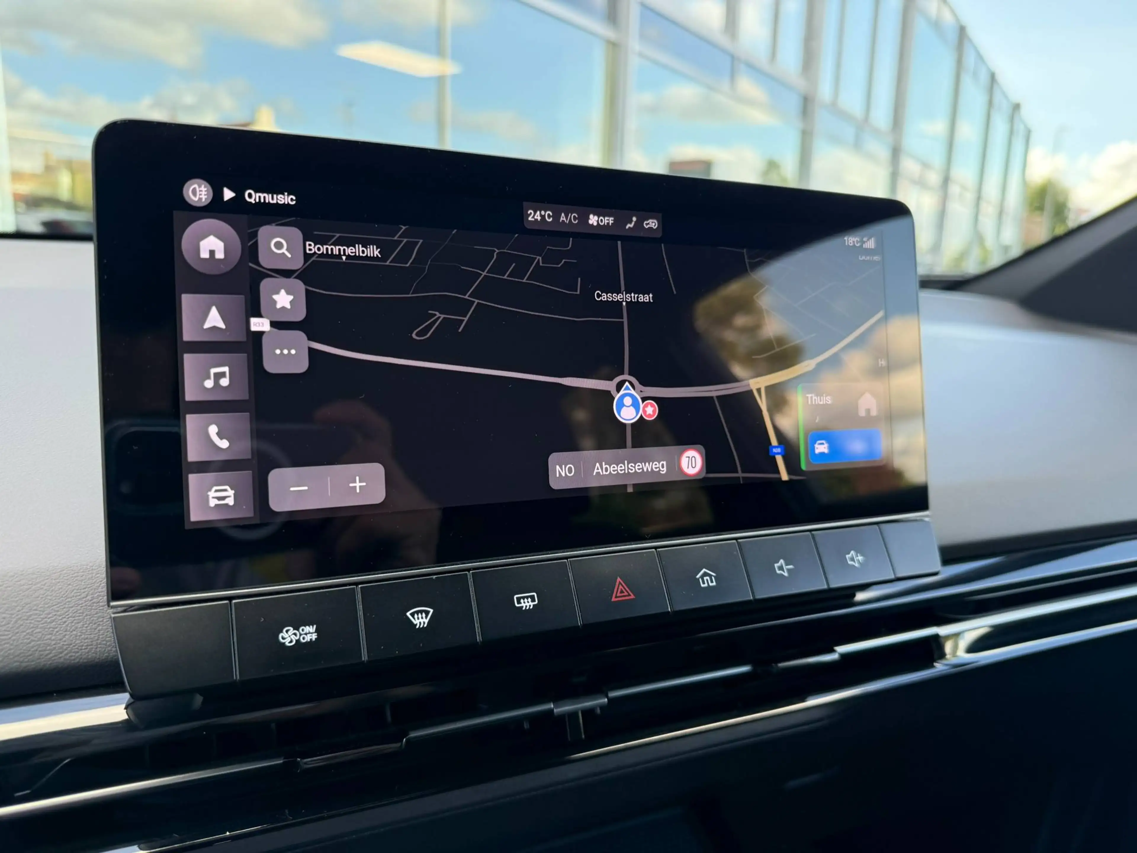 MG MG4 Luxury 64 kWh/ CARPLAY / ZETELVRWNG / 360°CAM — photo 28