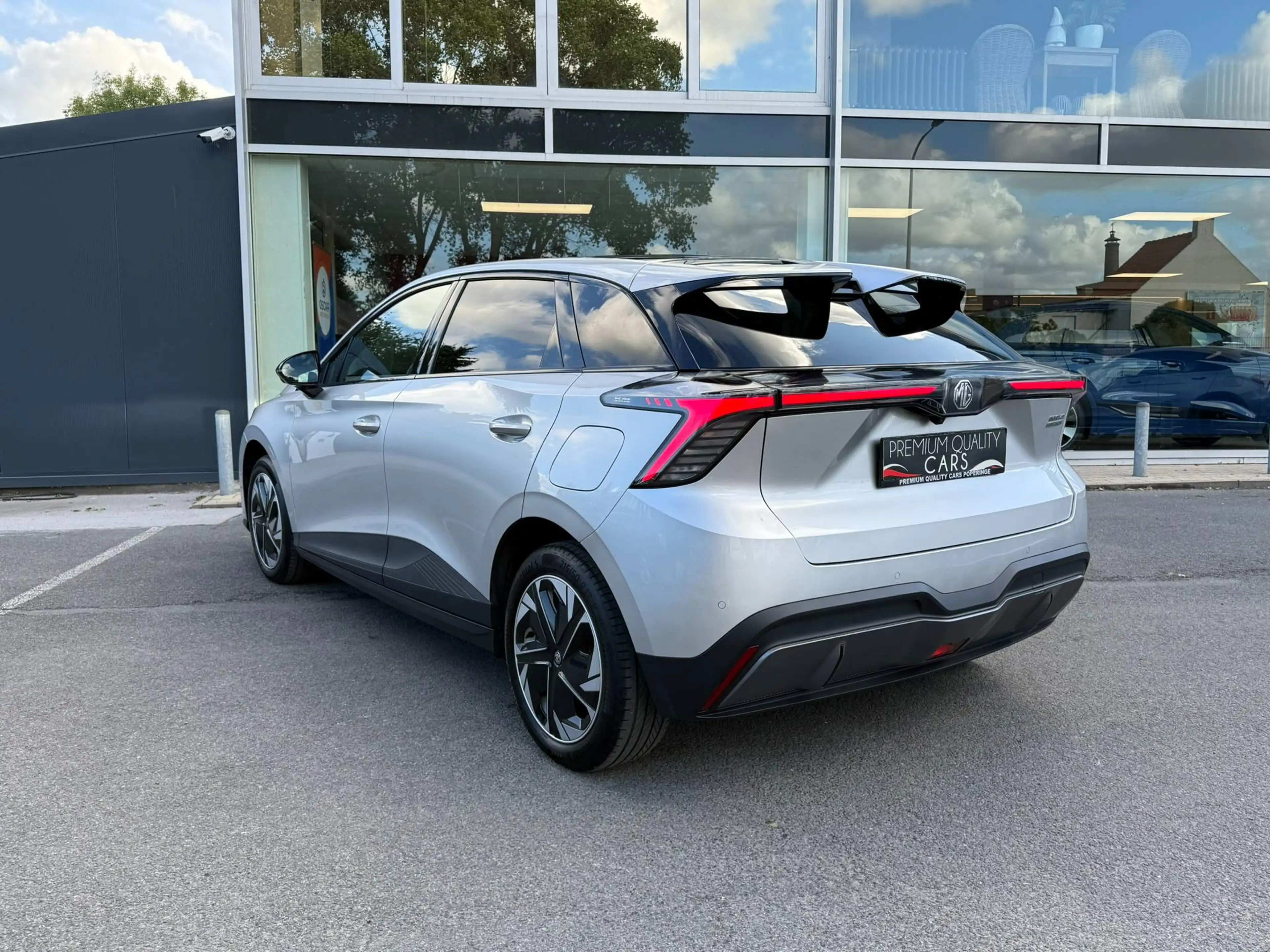 MG MG4 Luxury 64 kWh/ CARPLAY / ZETELVRWNG / 360°CAM — photo 10