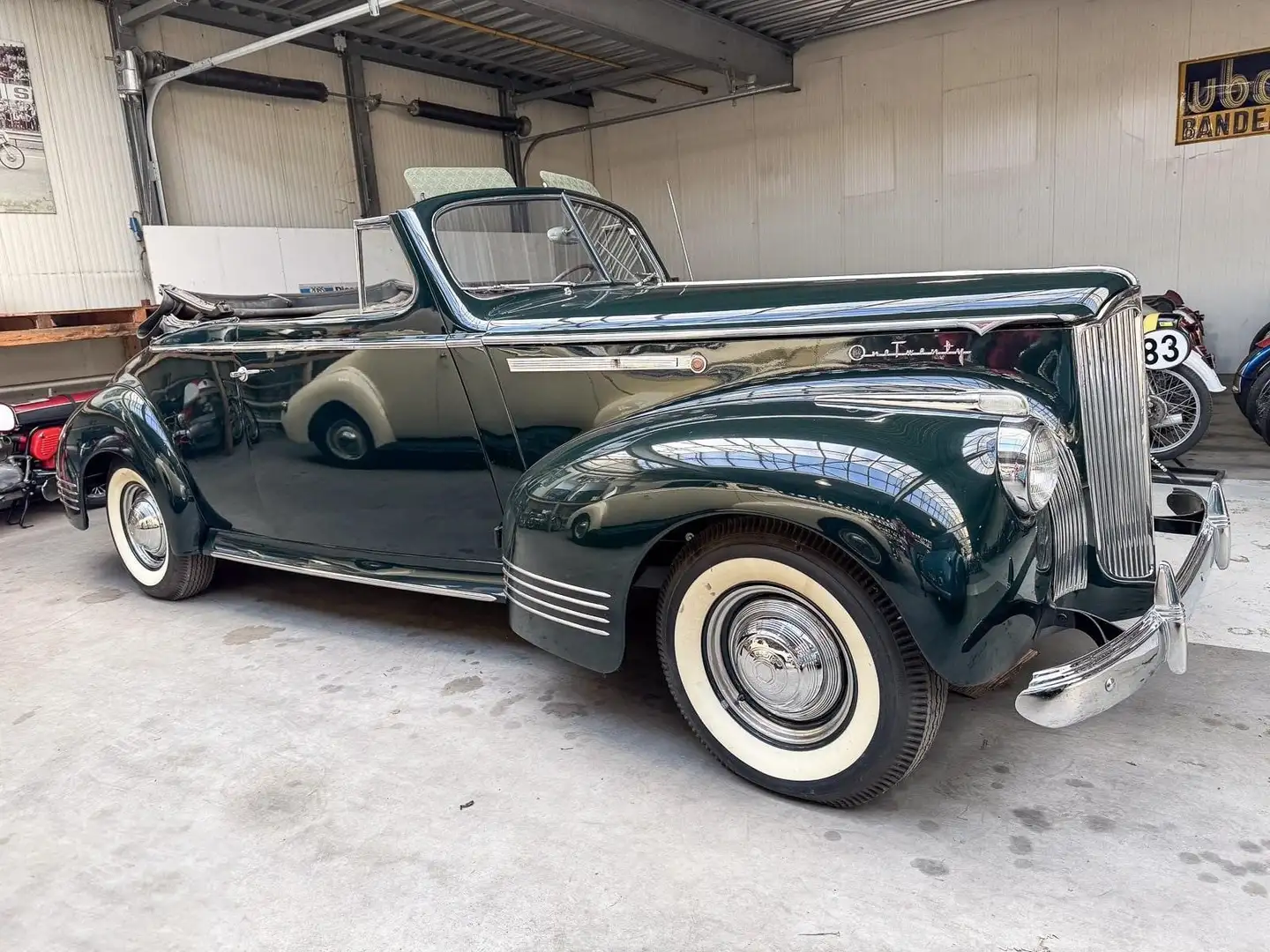 Oldtimer Packard 120 convertible Grün - 1